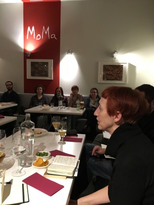 Mita Casacuberta durant la tertúlia